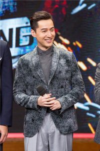 胡歌《天天向上》与顶级猎头过招对话汪涵提犀利问题