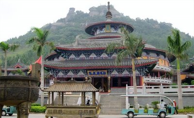 民国时期三个半军事家——刘斐传略