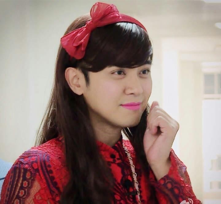 撞脸罗志祥和蔡依林(蔡依林罗志祥撞脸网友分不清)