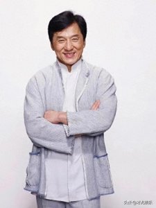 ​从武打巨星到国际影坛的传奇一一成龙的影视生涯