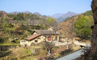 陕西夜狸猫事件秦岭村庄近千人神秘失踪!