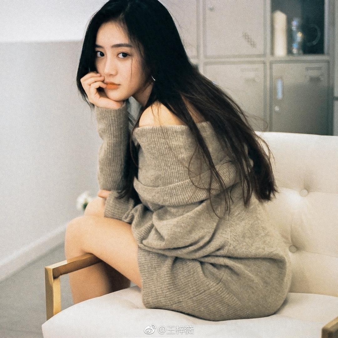 组图:内地新人王梓薇