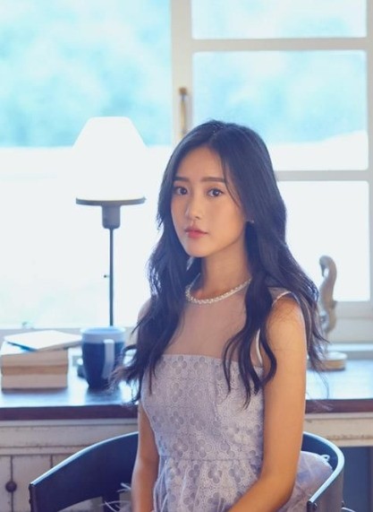 组图:内地新人王梓薇