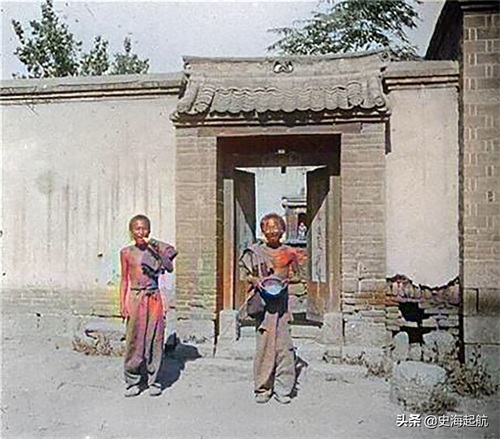 老照片:晚清时期苦难的中国,满大街的乞丐,他们都吃不饱穿不暖