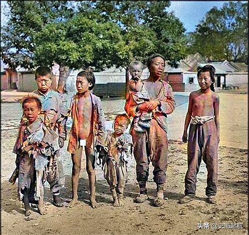 老照片:晚清时期苦难的中国,满大街的乞丐,他们都吃不饱穿不暖