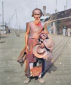 老照片:晚清时期苦难的中国,满大街的乞丐,他们都吃不饱穿不暖