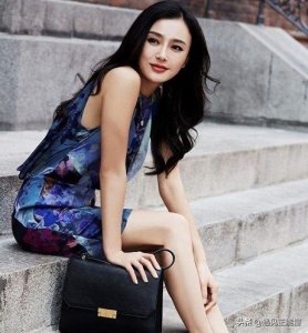 41岁秦岚,爱过黄晓明爱过陆川,如今仍未结婚