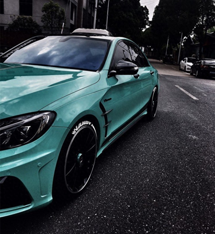 蓝色外观,个性十足,奔驰C200改装案例