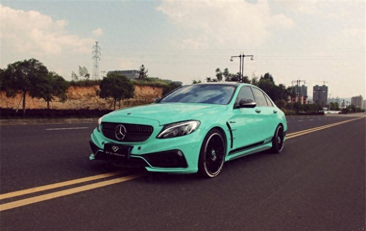 蓝色外观,个性十足,奔驰C200改装案例