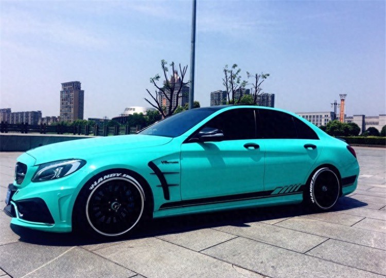 蓝色外观,个性十足,奔驰C200改装案例