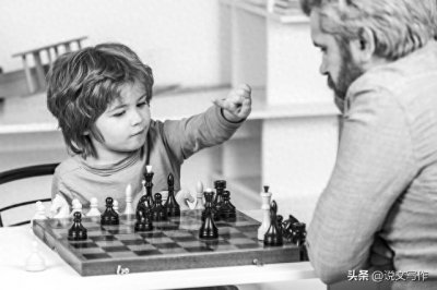 文章开头段的作用是什么?女儿不会称这类语文阅读题怎么办?