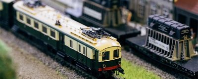 新中国成立后修建的第一条铁路是