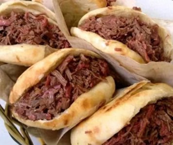 中华美食之保定---驴肉火烧