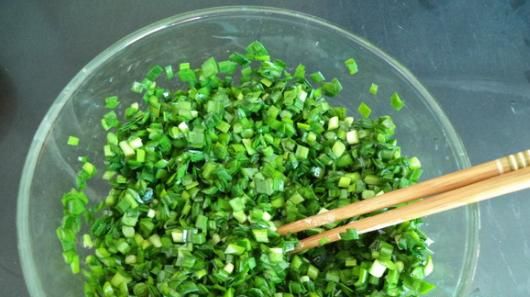 韭菜鸡蛋馅怎么调,韭菜鸡蛋馅怎么调窍门?图7