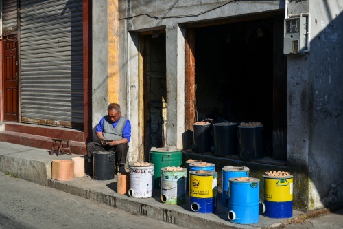 九襄古镇,曾是汉源县政府所在地,待到山花烂漫时漫山遍野雪花飞