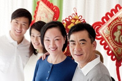 一个奇怪现象:如果子女超过30岁,还不结婚生子,暴露了3个真相