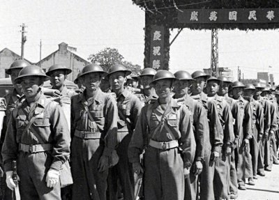 ​国民党军队怎么发军饷：军长，师长，团长都能领到多少银元大洋？