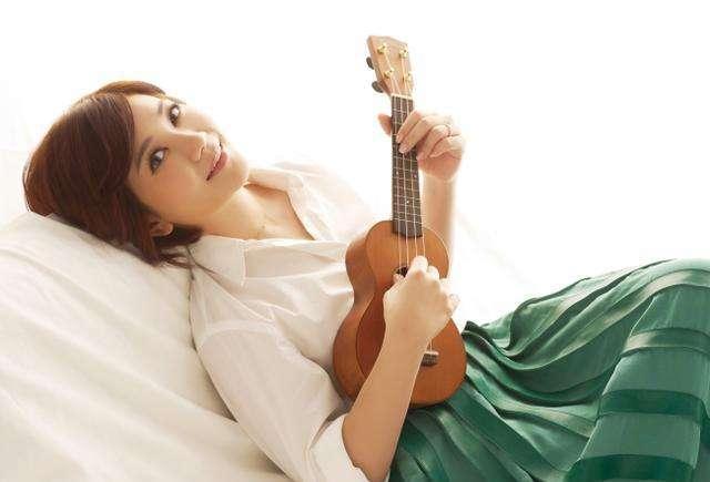 梁静茹结束了九年的婚姻(梁静茹宣布离婚)(2)