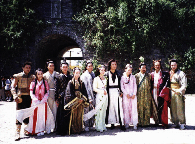 武林外史 朱七七(武林外史第一绿帽王朱爷)(1)