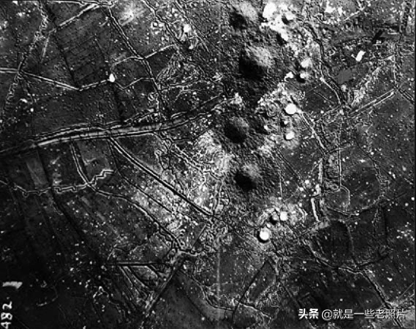 看得起鸡皮疙瘩，密恐者慎入的一战战场航拍照片