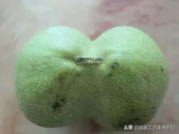 什么核桃适合把玩(手玩的核桃什么样的最好)