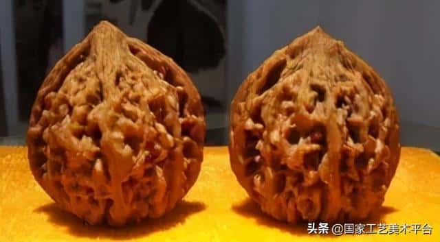 什么核桃适合把玩(手玩的核桃什么样的最好)