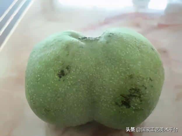 什么核桃适合把玩(手玩的核桃什么样的最好)