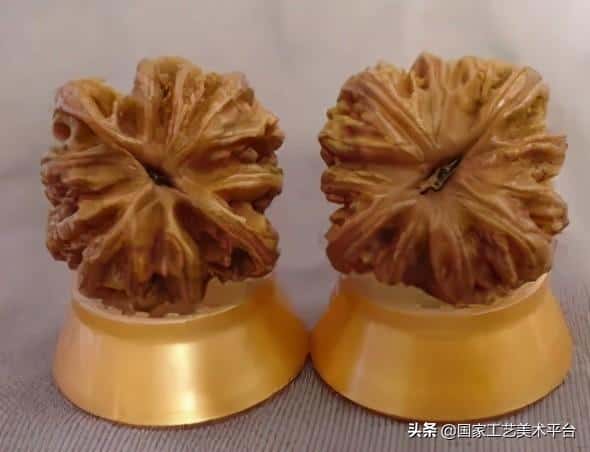 什么核桃适合把玩(手玩的核桃什么样的最好)