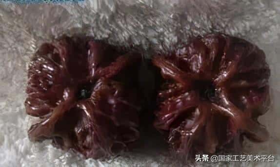 什么核桃适合把玩(手玩的核桃什么样的最好)