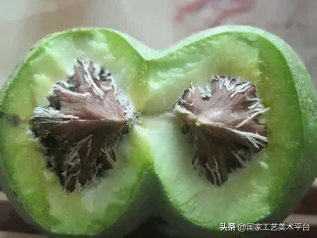 什么核桃适合把玩(手玩的核桃什么样的最好)