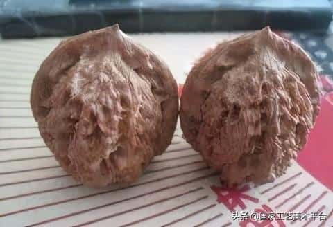 什么核桃适合把玩(手玩的核桃什么样的最好)