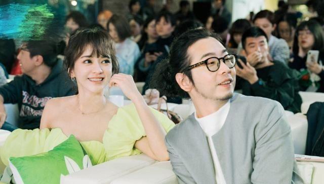 陈意涵是大哥,老公是她的小弟,小弟跟着大哥跑就是两人的幸福!