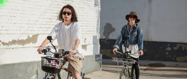 陈意涵是大哥,老公是她的小弟,小弟跟着大哥跑就是两人的幸福!