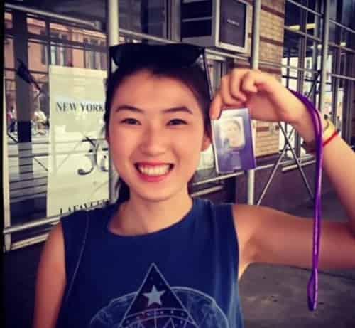 娱乐冯思羽(原名冯思语,冯小刚的女儿) 1