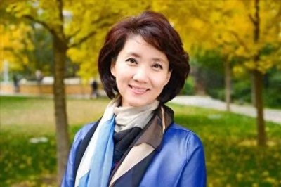 李修平:一婚拒绝生育,2婚嫁大10岁丈夫,60岁没孩子照样幸福!