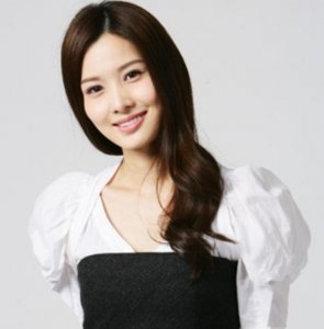 ​可悲！继张紫妍事件后又一女星被毁：曾遭“倒挂金钩”各种新花样