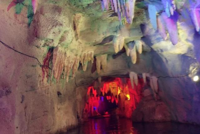 野三坡的拒马河溶洞漂流,知道它的利与弊,去不去由你来决断!