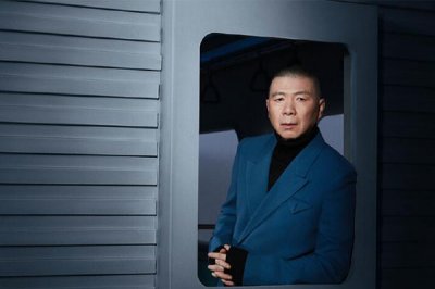 ​冯小刚为什么不能生育 其实他已经有2个女儿了