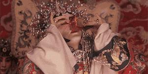 尊龙大胆拍的《蝴蝶君》，震惊世人！