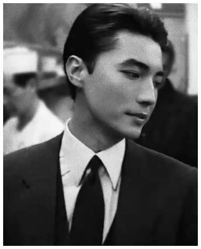 尊龙大胆拍的《蝴蝶君》，震惊世人！