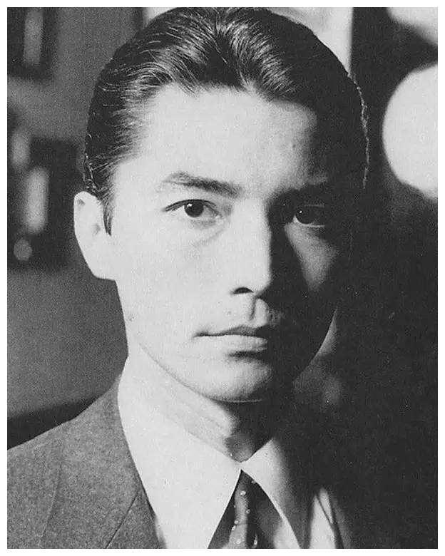 尊龙大胆拍的《蝴蝶君》，震惊世人！