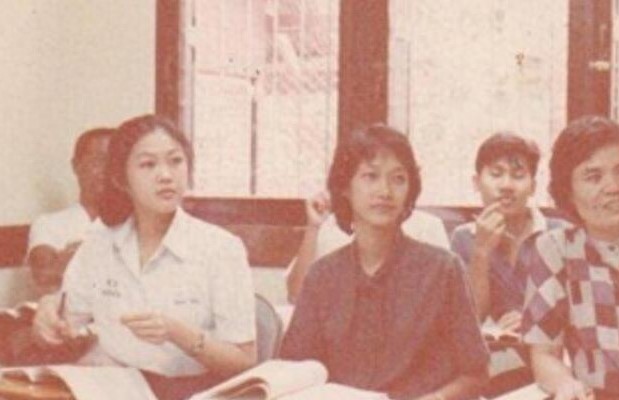 看看年轻时的英拉长什么样？不愧为政坛第一大美女