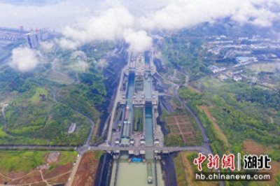 ​三峡船闸货运量突破2022年全年历史最高纪录