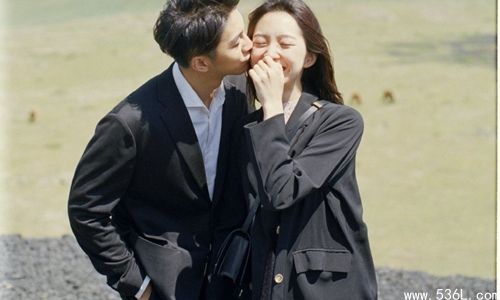 奇闻不愧是恋综天花板 杨凯雯自我介绍我是奇闻的雯