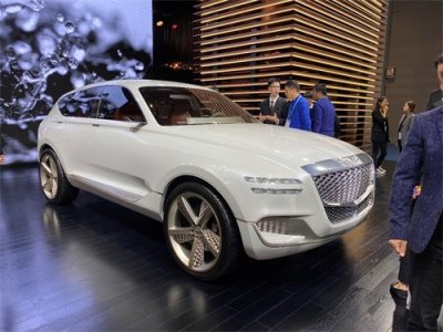 ​捷恩斯，又称捷尼赛思，旗下首款概念SUV，有点像宾利