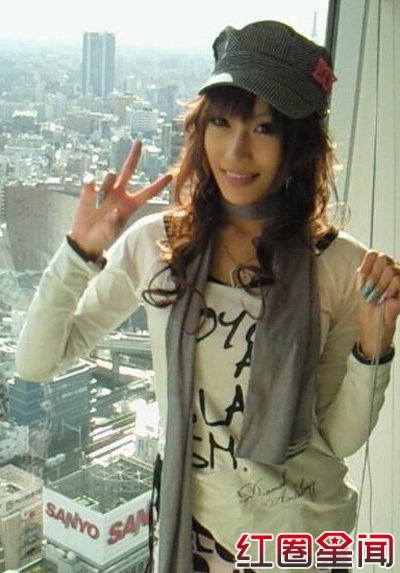 明日花绮罗整容前后对比照曝光 撞脸板野友美引关注