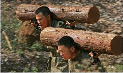 《士兵突击》的他，居然是刁卓的父亲，网友：被女婿带火的一位