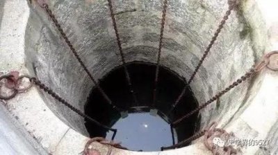 ​锁龙井下面真的锁着一条龙？