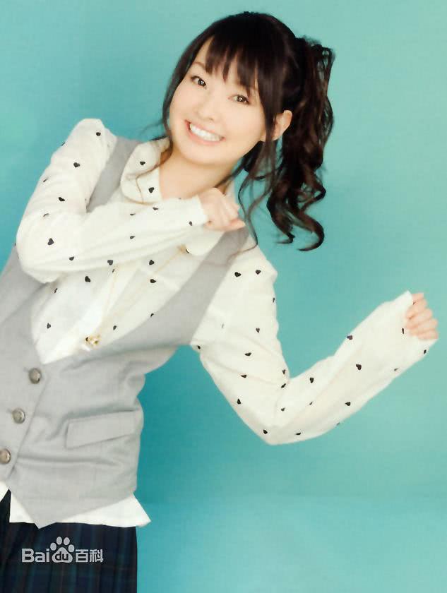 伊藤加奈惠个人资料写真作品