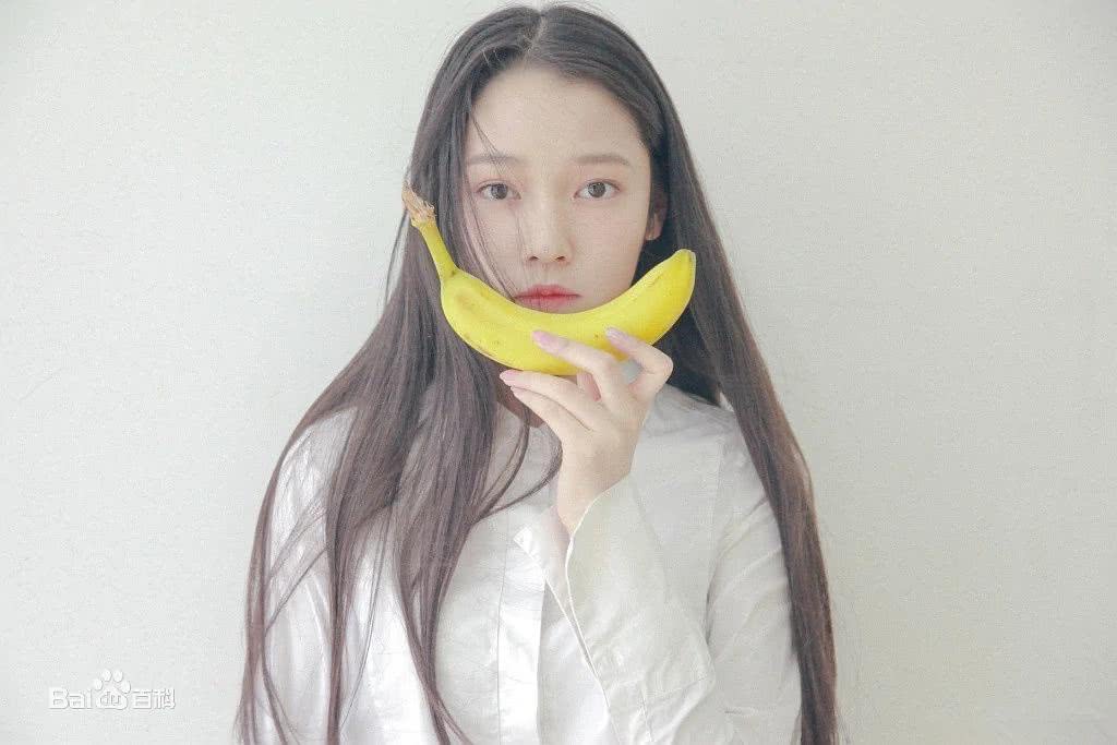 吴小萱个人资料写真作品